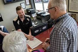 Auto Center Frint Desk in Coeur d'Alene | Gallery | Silverlake Automotive Downtown