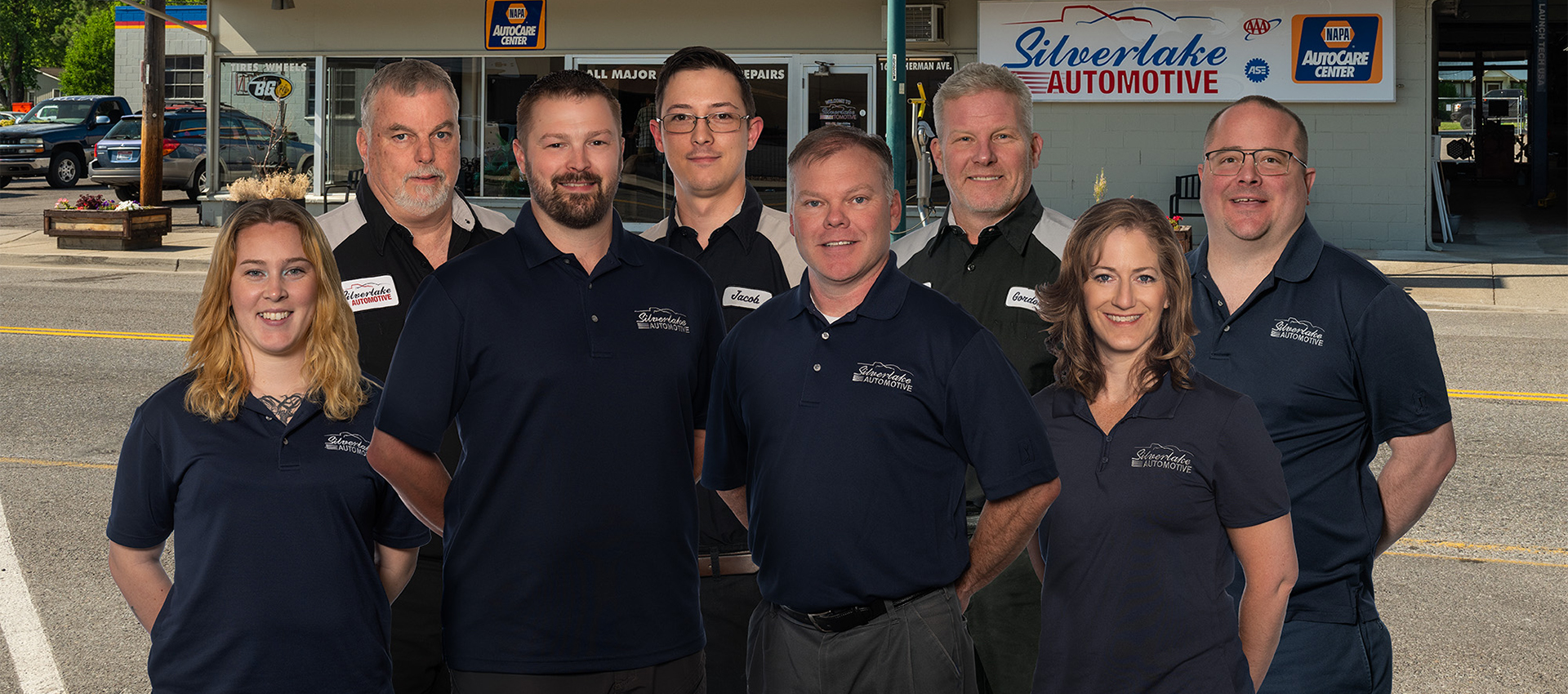 Join Our Team | Silverlake Automotive Downtown